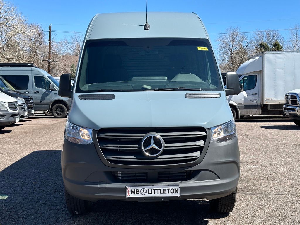 2024 Mercedes-Benz Sprinter 2500 Cargo 144 WB 6