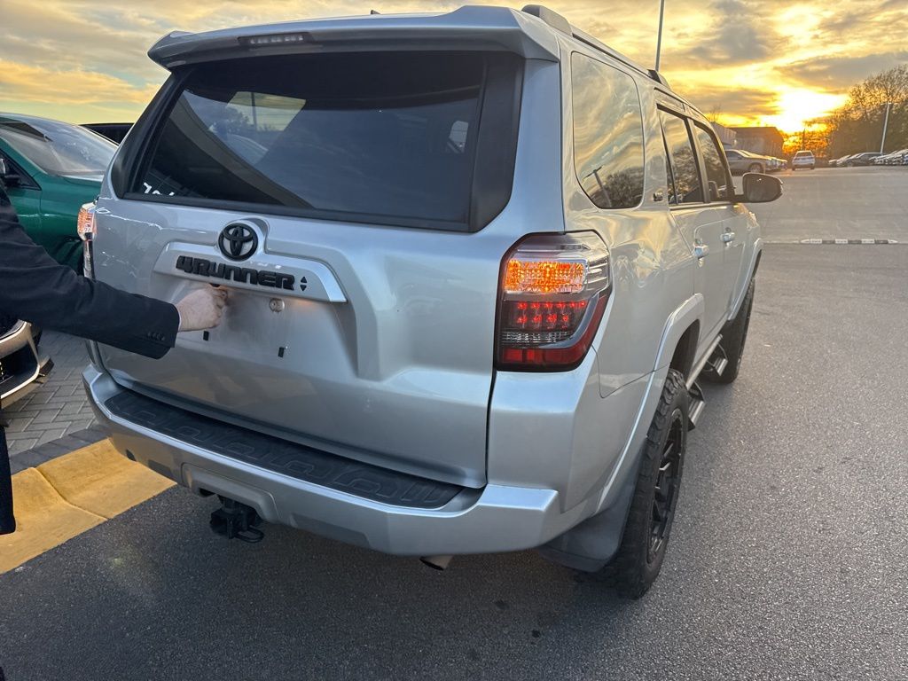 Thumbnail: 2021 Toyota 4Runner - 11