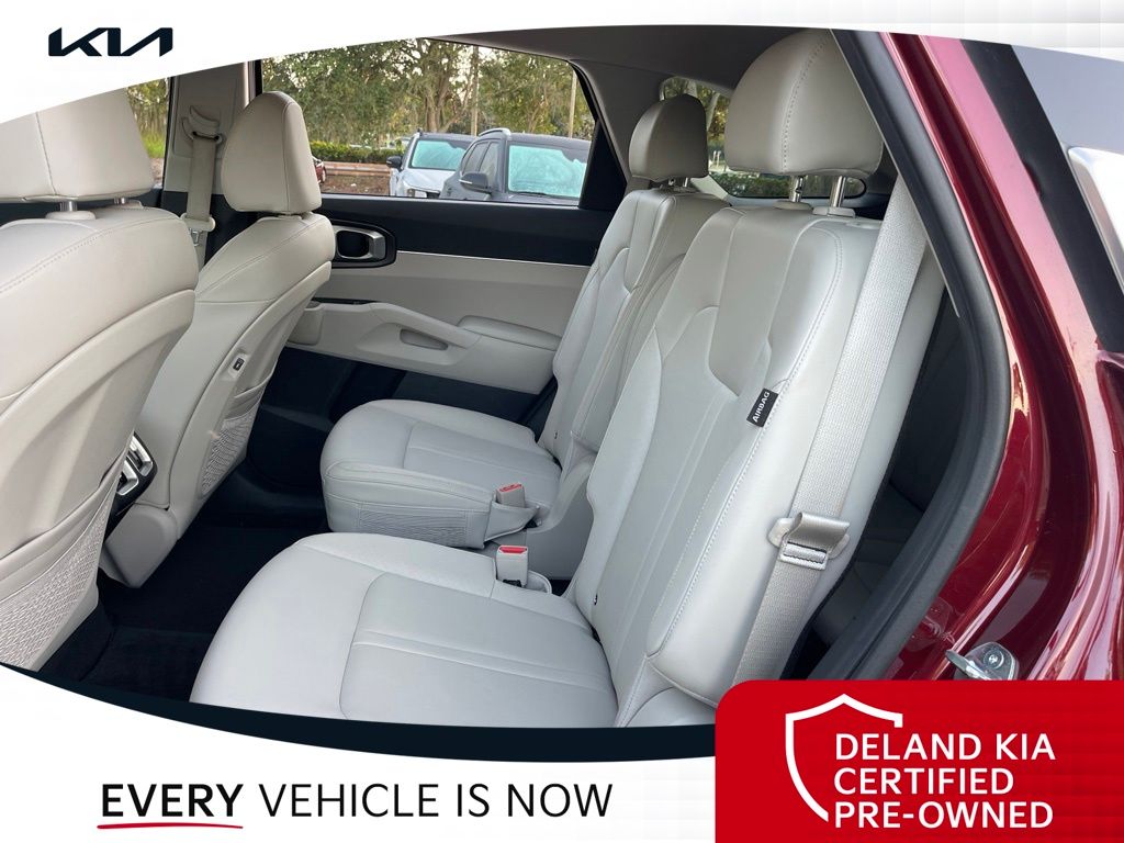 2024 Kia Sorento EX - Photo 28