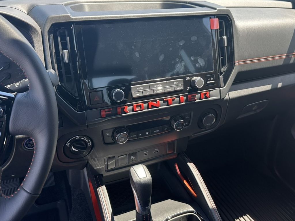 2025 Nissan Frontier PRO-4X