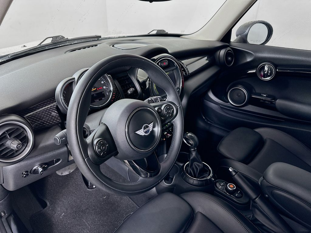 2015 MINI Cooper Base 9