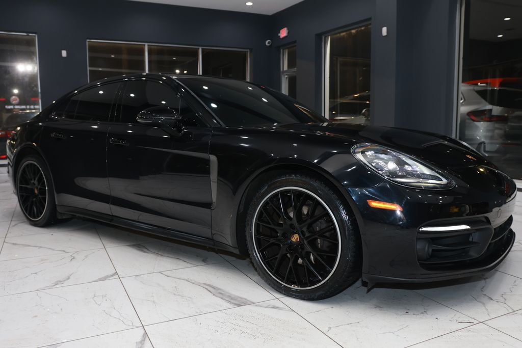 2023 Porsche Panamera 4 Platinum Edition AWD