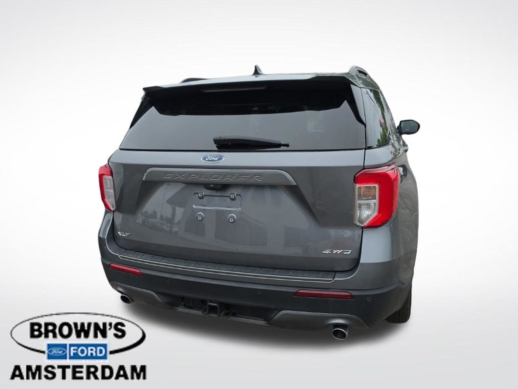 2023 Ford Explorer XLT - 6