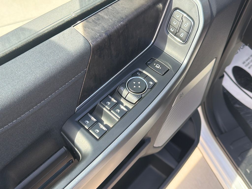 New 2026 White Ford Lariat image 16