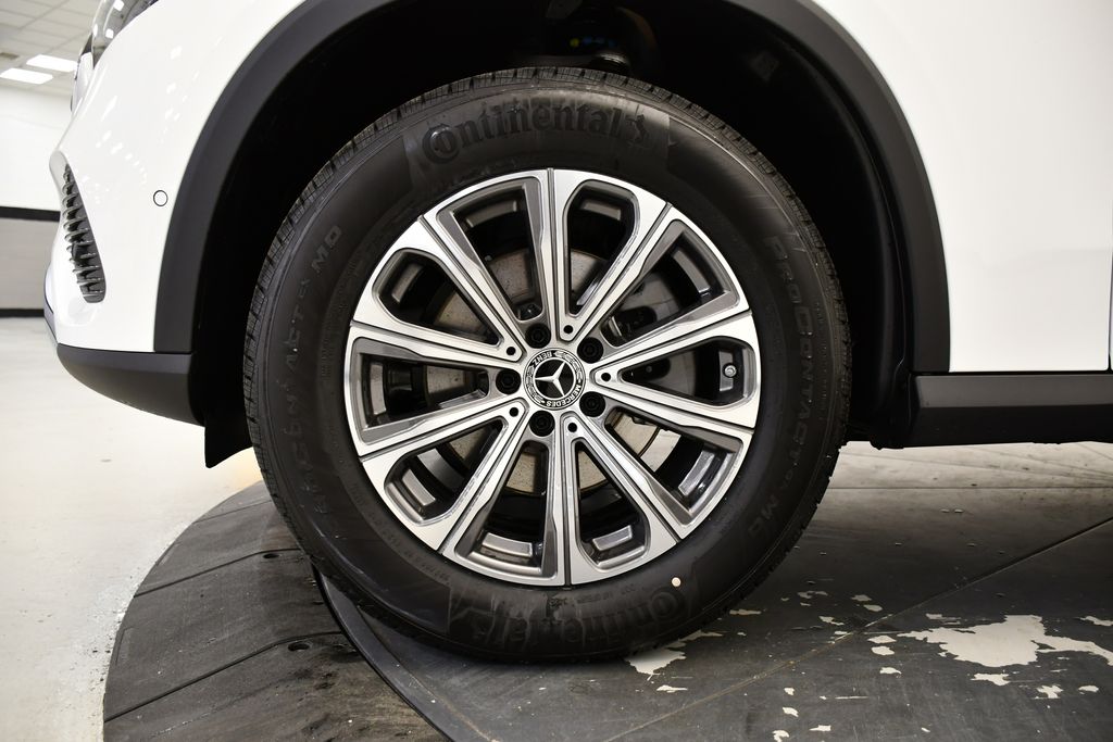 Thumbnail: 2026 Mercedes-Benz GLC - 13