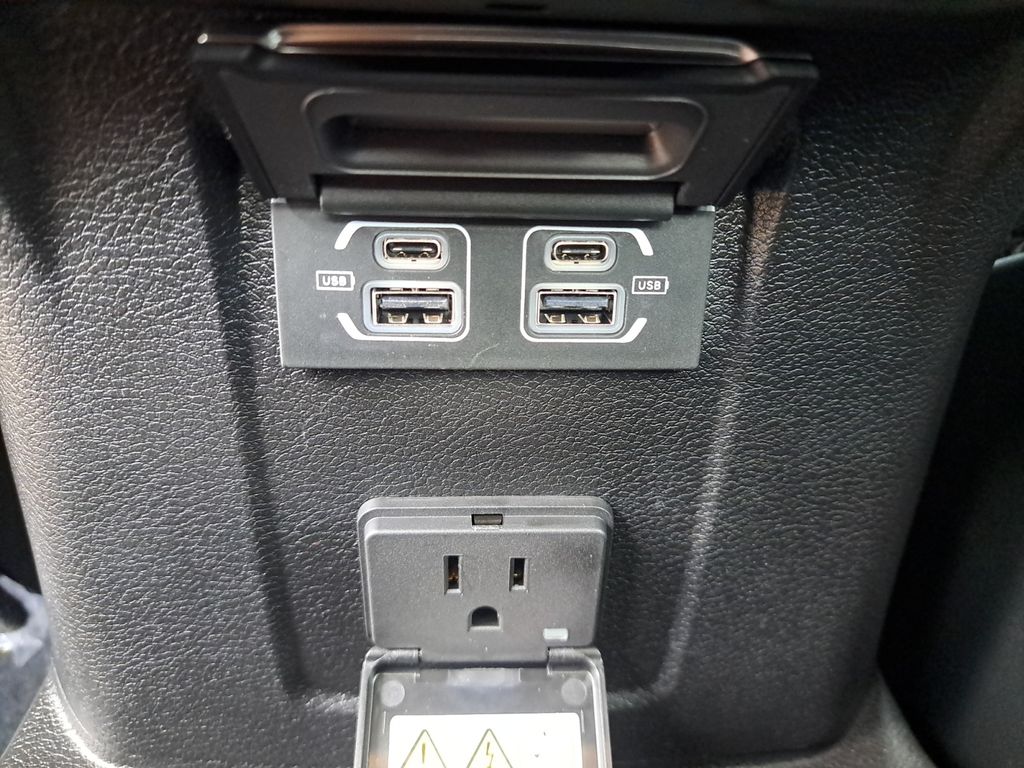 New Car 2025 Jeep Gladiator  Mojave For Sale Under $50,000 In Austin, Texas
