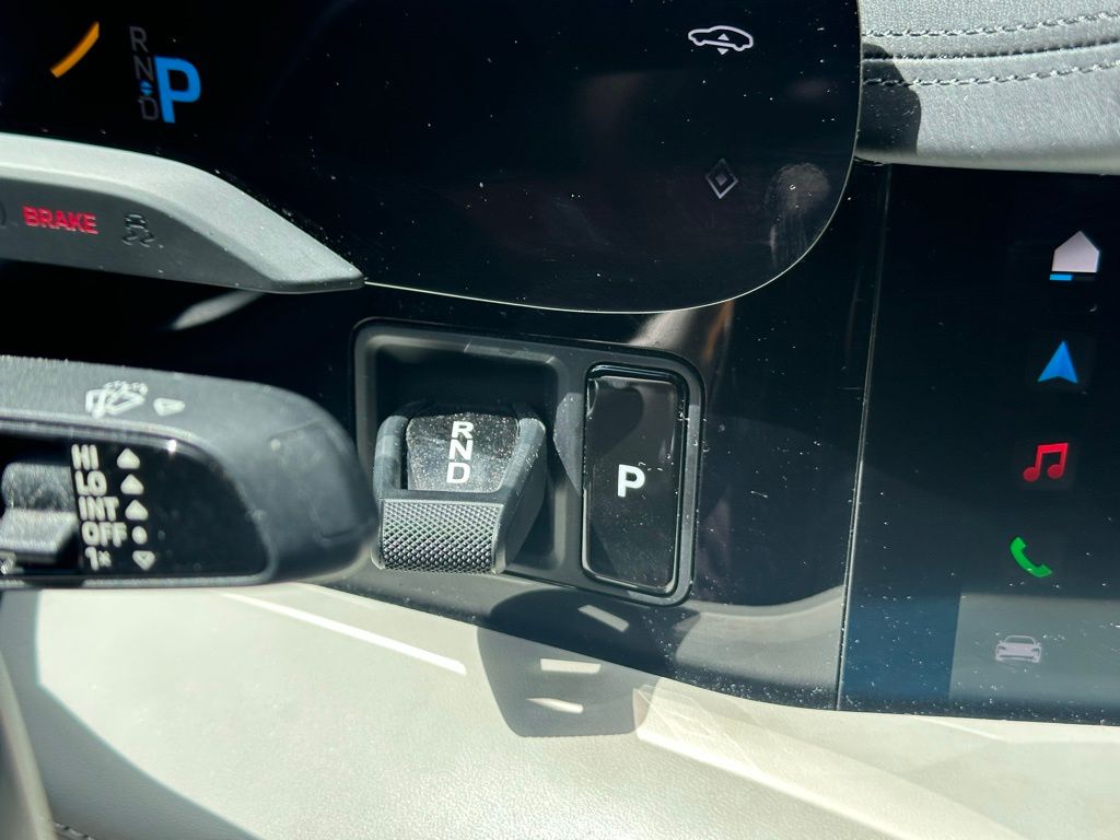 Thumbnail: 2020 Porsche Taycan - 32