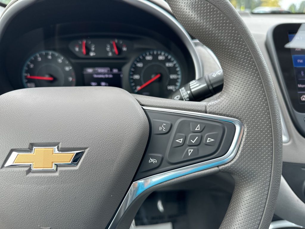 2021 Chevrolet Malibu LS 36