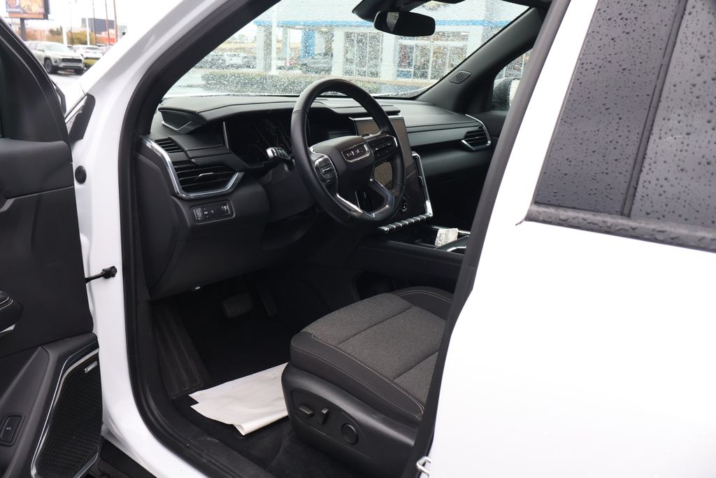 Thumbnail: 2025 GMC Acadia - 11