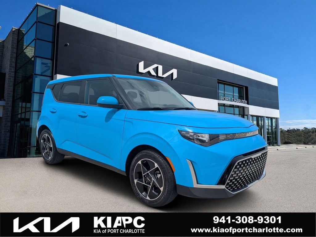 Surf Blue 2023 Kia Soul SUV / Crossover Front-Wheel Drive Continuously Variable Transmission