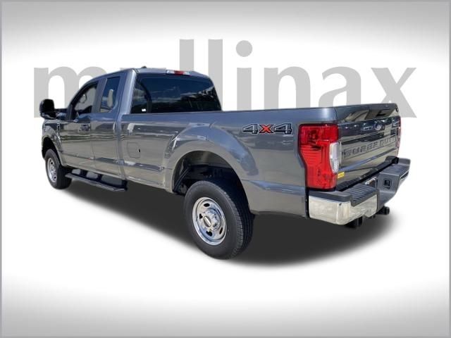 2022 Ford F-350SD XL photo