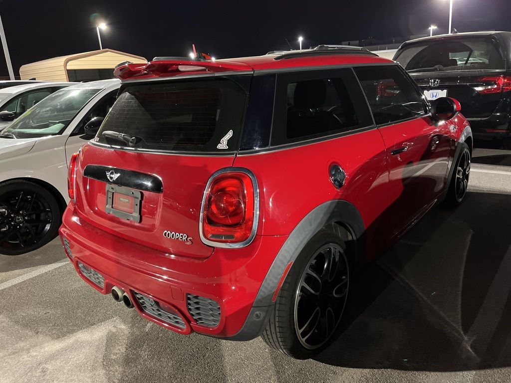 Thumbnail: 2017 MINI Cooper - 3