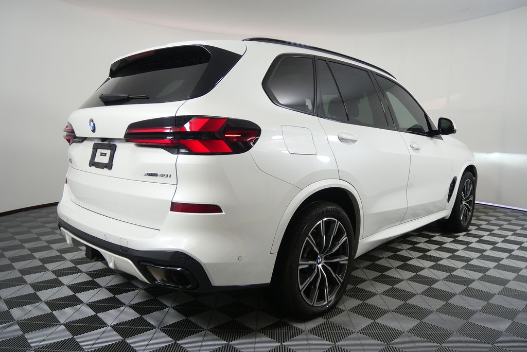 Thumbnail: 2024 BMW X5 - 3