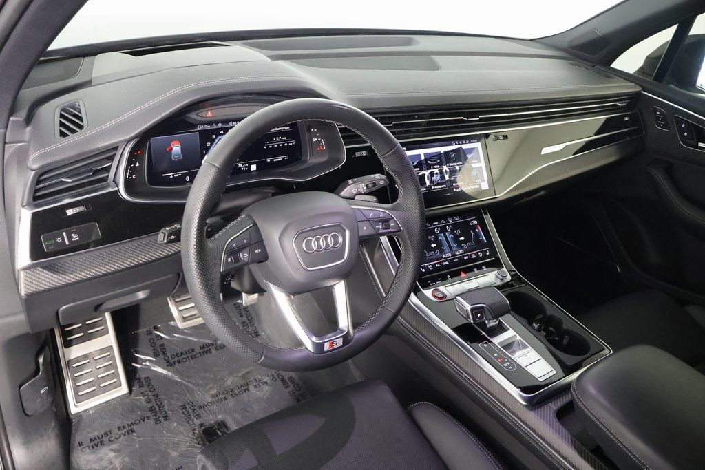 Thumbnail: 2025 Audi SQ7 - 7