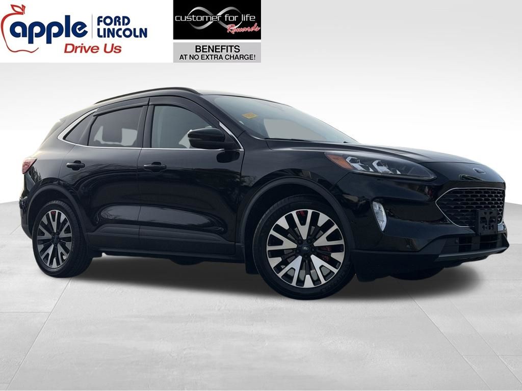 2020 Ford Escape Titanium Hybrid
