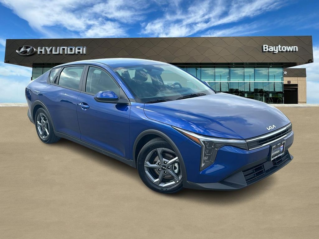 2025 Kia K4 LXS Blue at Shottenkirk Kia Fort Bend