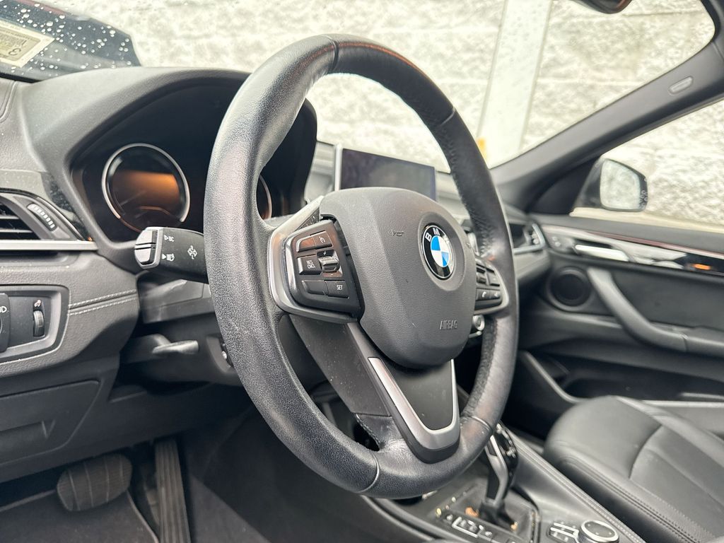 2022 BMW X1 xDrive28i 4