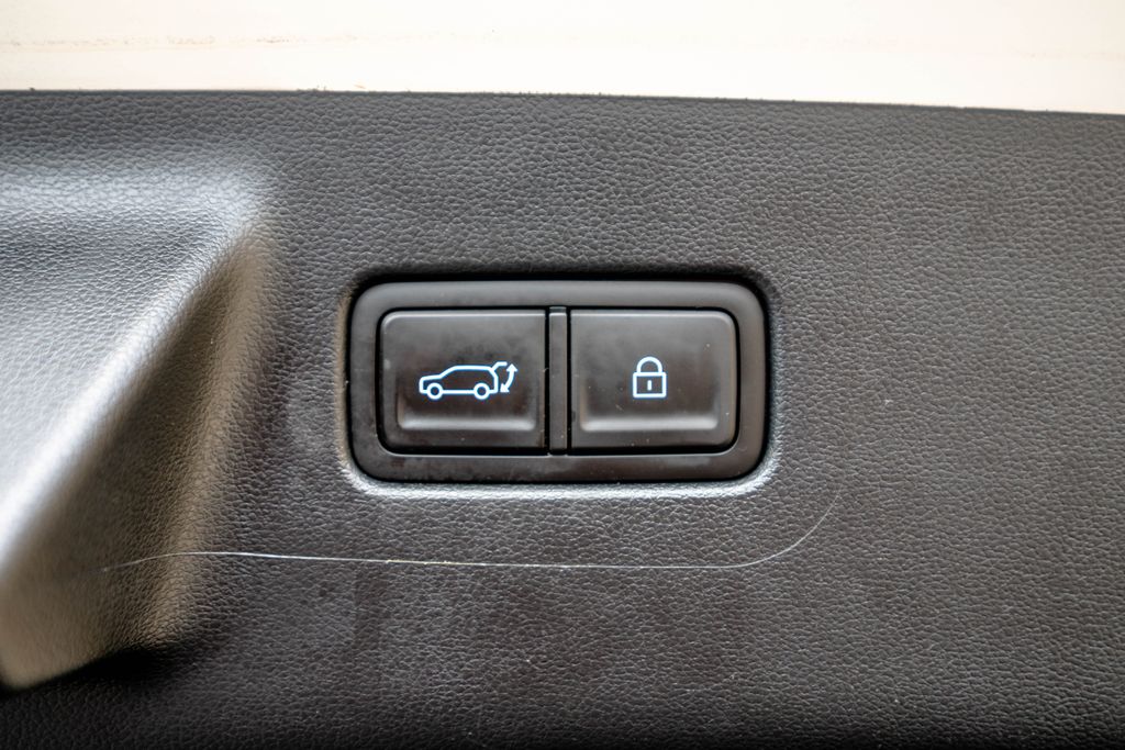 Used 2025 Hyundai Santa Fe SUV