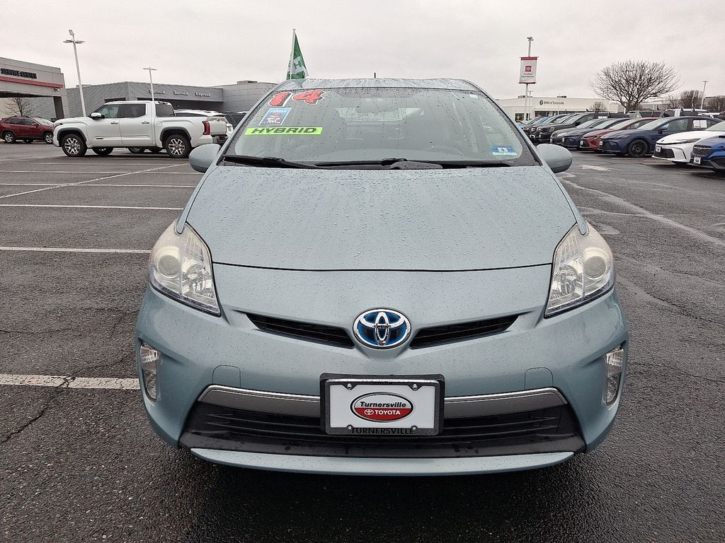 Thumbnail: 2014 Toyota Prius - 2