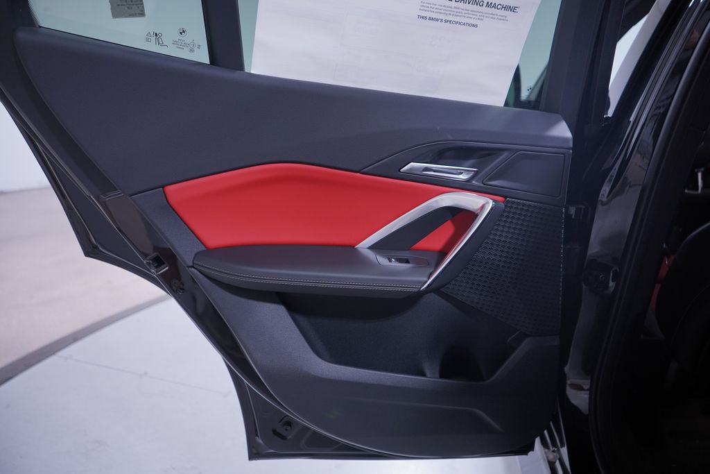 Thumbnail: 2025 BMW X2 - 12