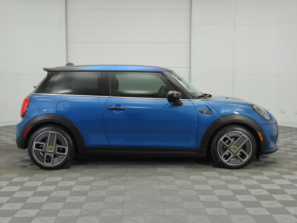 2022 MINI Cooper SE 4