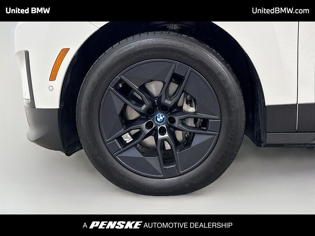 Thumbnail: 2023 BMW iX - 2