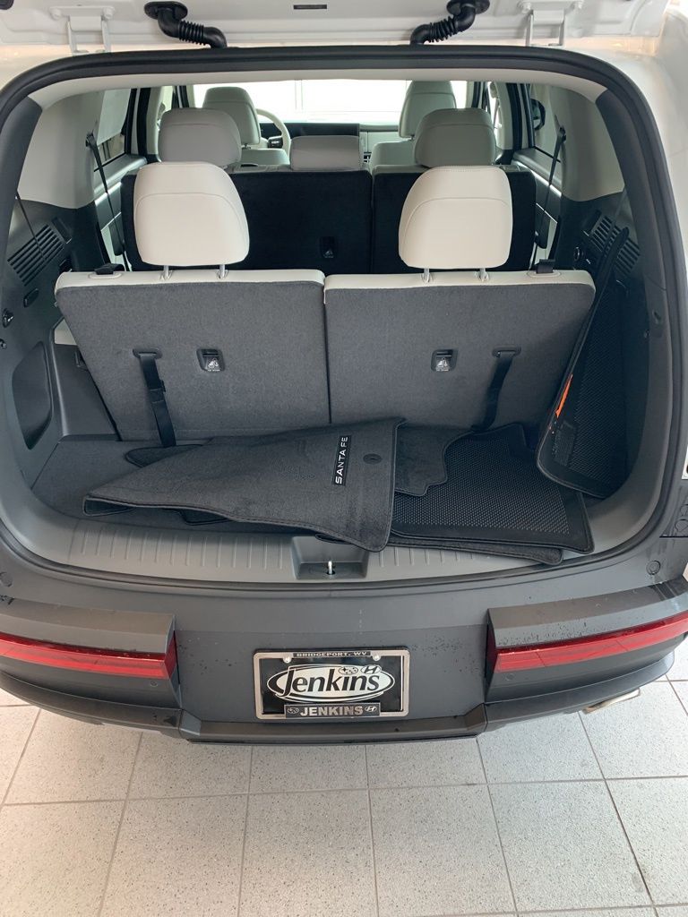 New 2026 White Hyundai SEL image 14