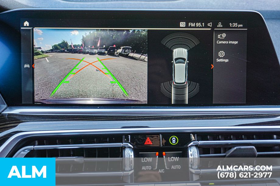 Used 2019 Gray BMW xDrive40i image 37