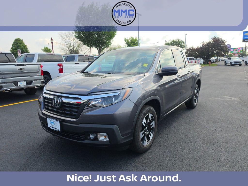 Gray (Modern Steel Metallic) 2020 Honda Ridgeline Pickup Truck All-Wheel Drive 9-Speed Automatic