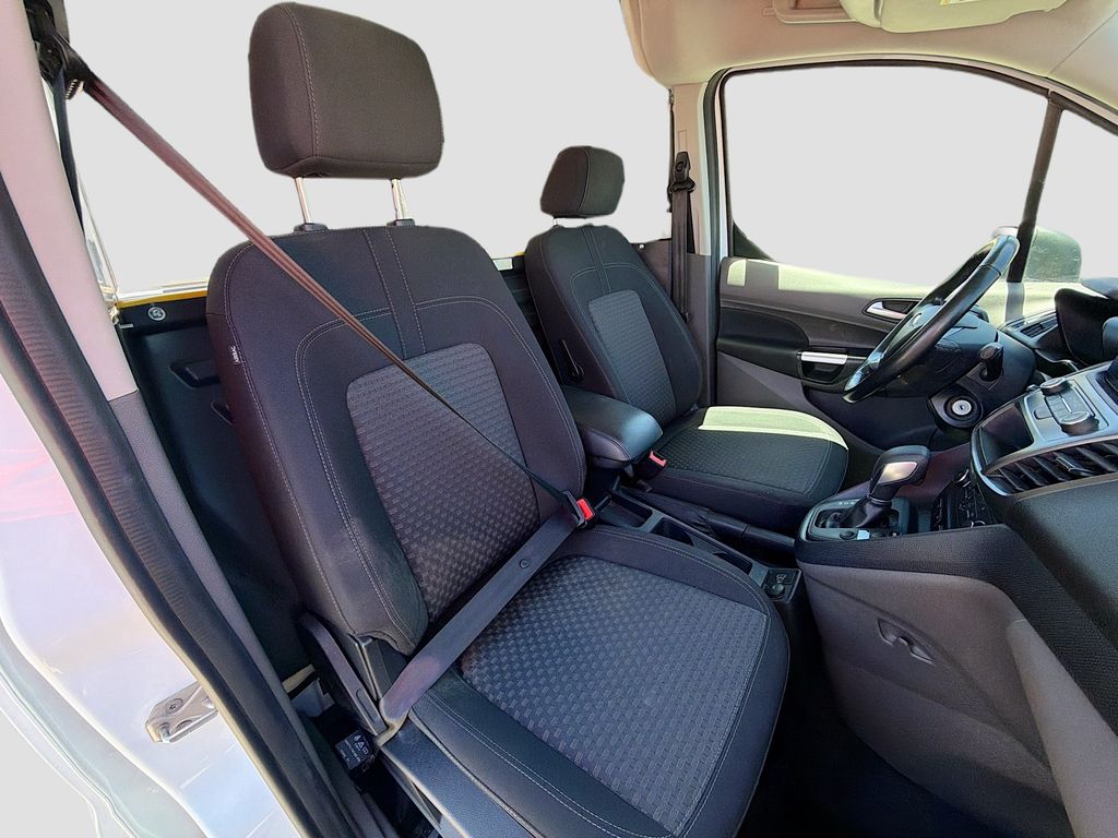 Used 2023 White Ford XLT image 26