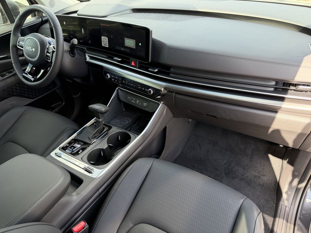 new 2026 Kia Carnival car, priced at $47,257