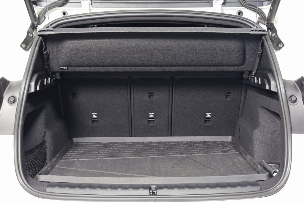 Thumbnail: 2025 BMW X1 - 14