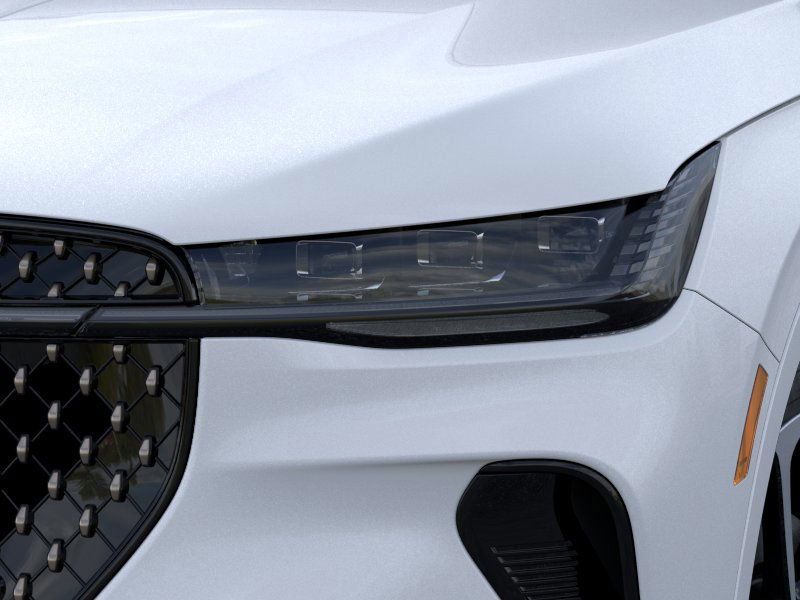 New 2026 White Lincoln Black Label image 18