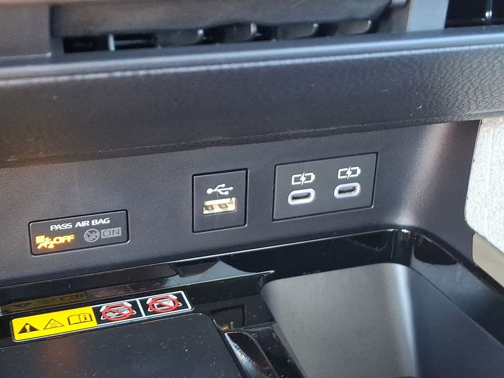 Thumbnail: 2025 Toyota Camry - 26