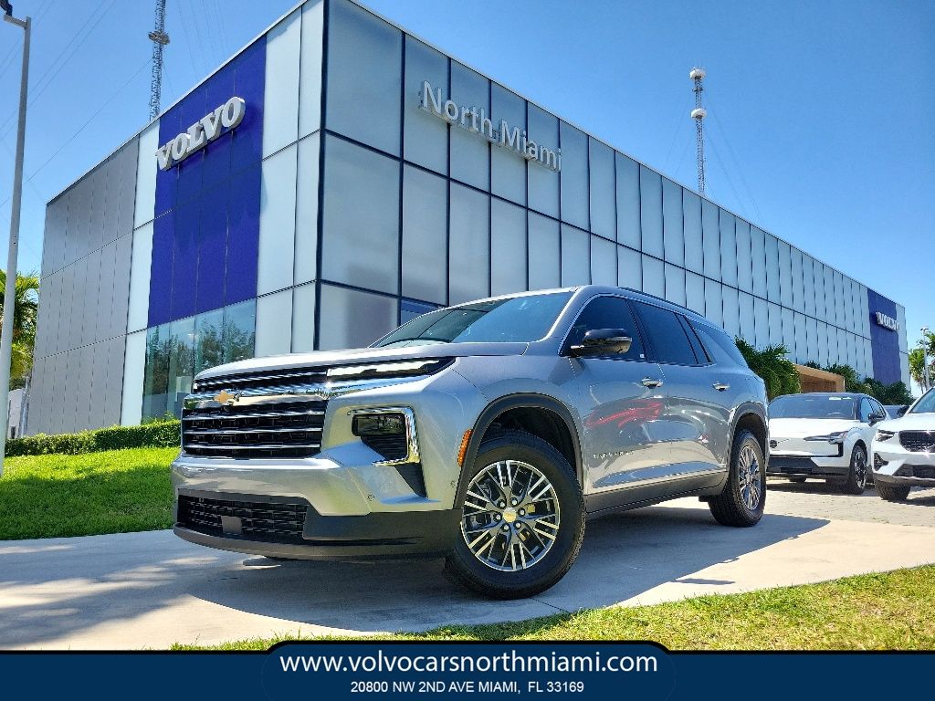 2024 Chevrolet Traverse LT