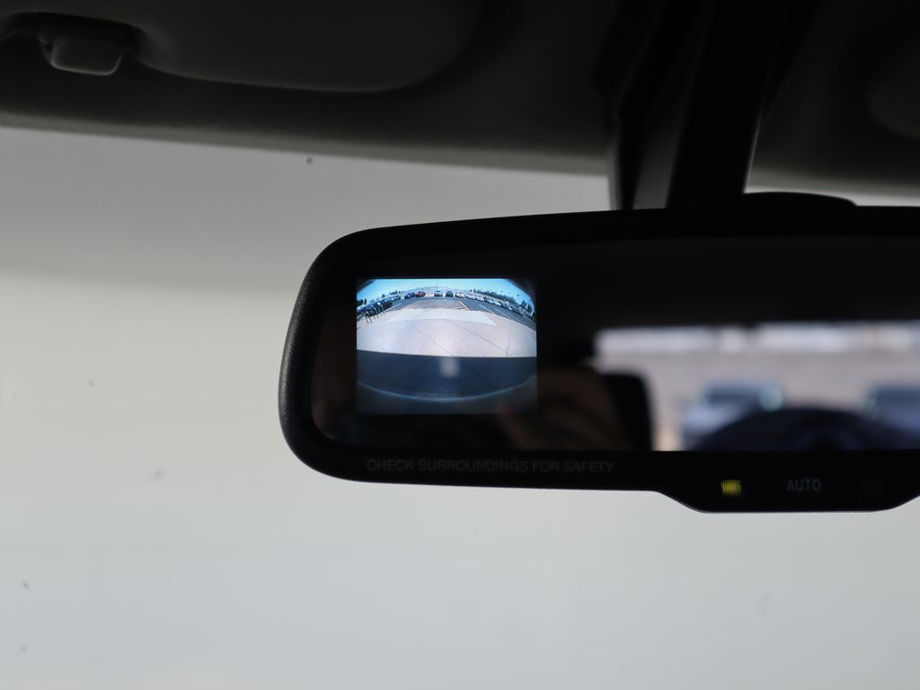 Thumbnail: 2012 Toyota FJ Cruiser - 15