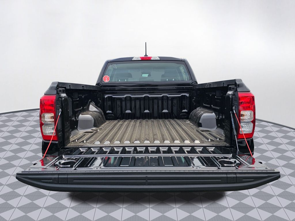 New 2025 Black Ford XL image 12