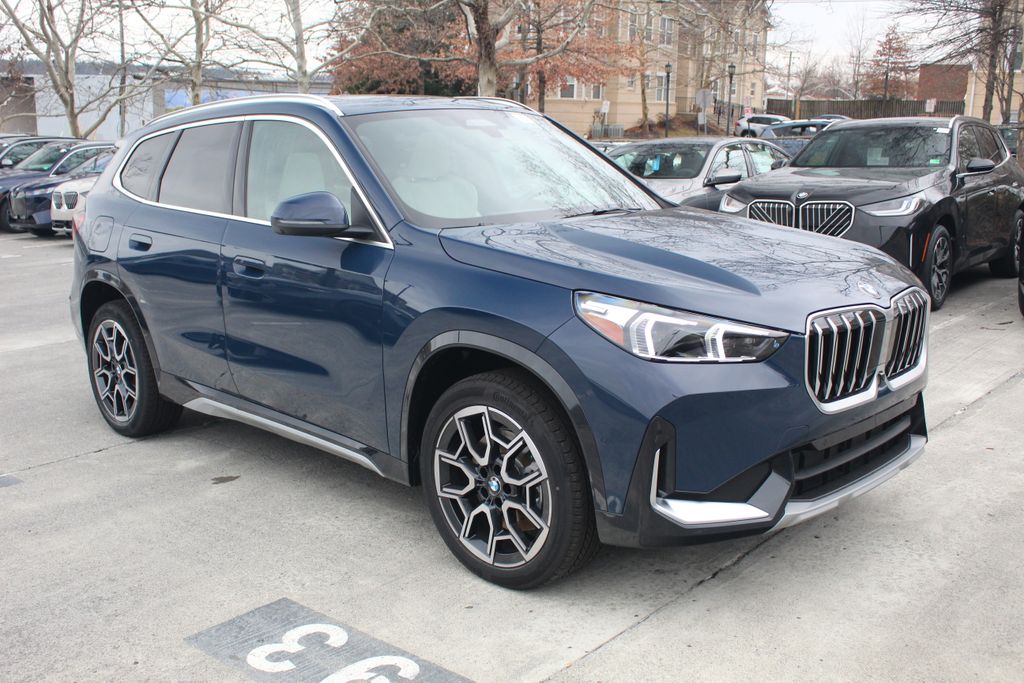 2026 BMW X1 xDrive28i's photo