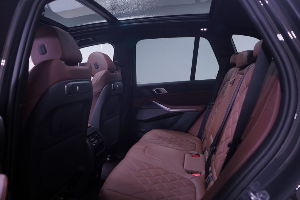 2026 BMW X5 xDrive40i 9