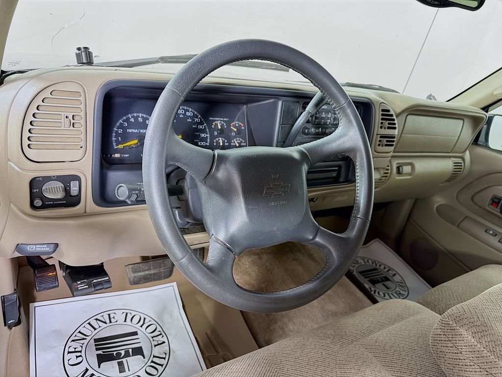 Used 1998 Chevrolet Tahoe SUV