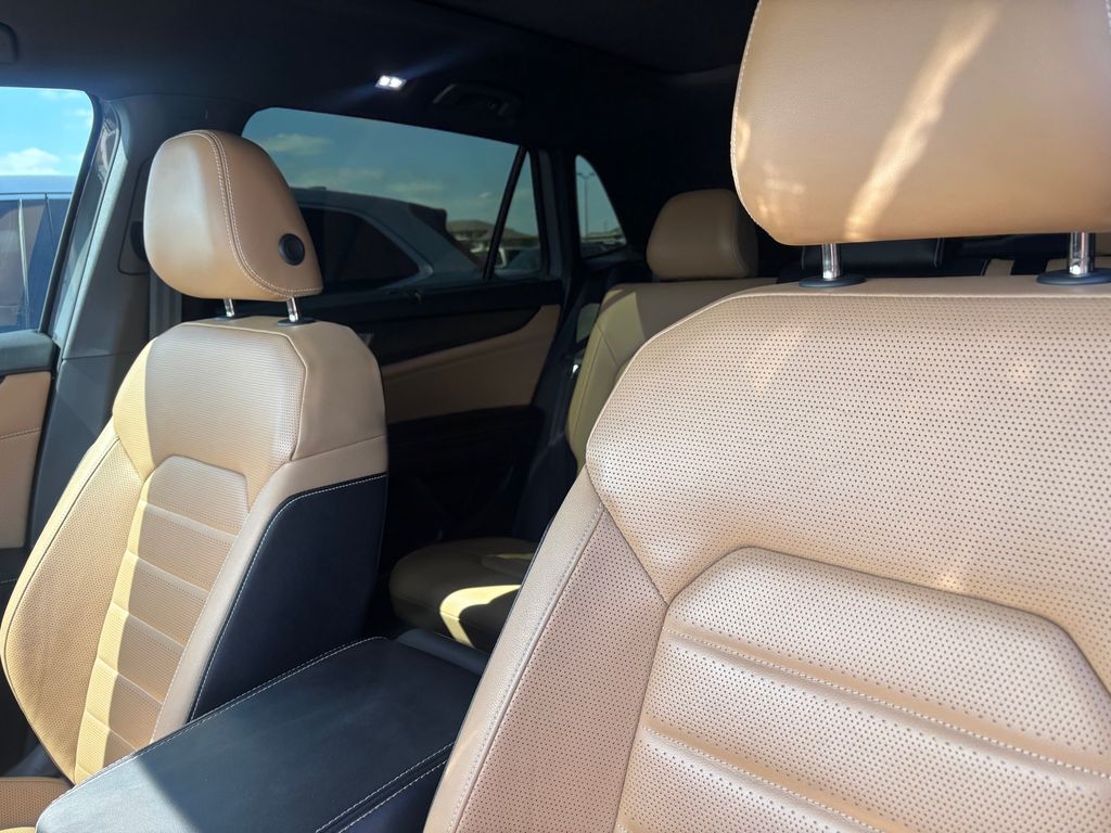 Used Car 2024 Volkswagen Atlas Cross Sport  2.0t Sel R-line For Sale Under $40,000 In Austin, Texas