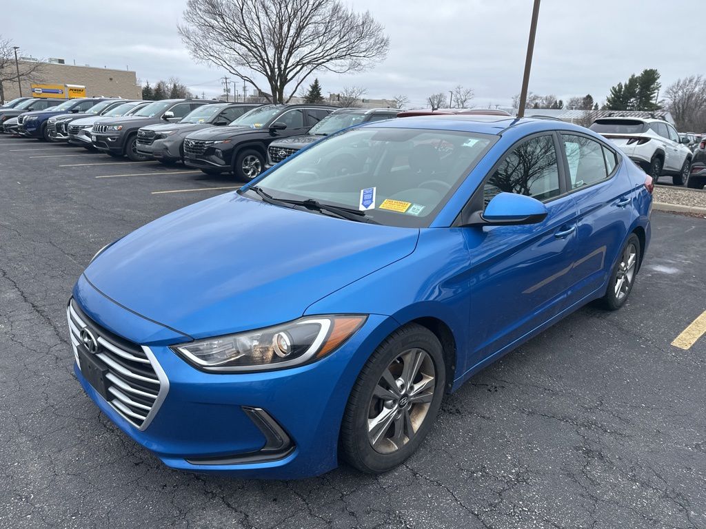 Used 2017 Blue Hyundai Value Edition image 4