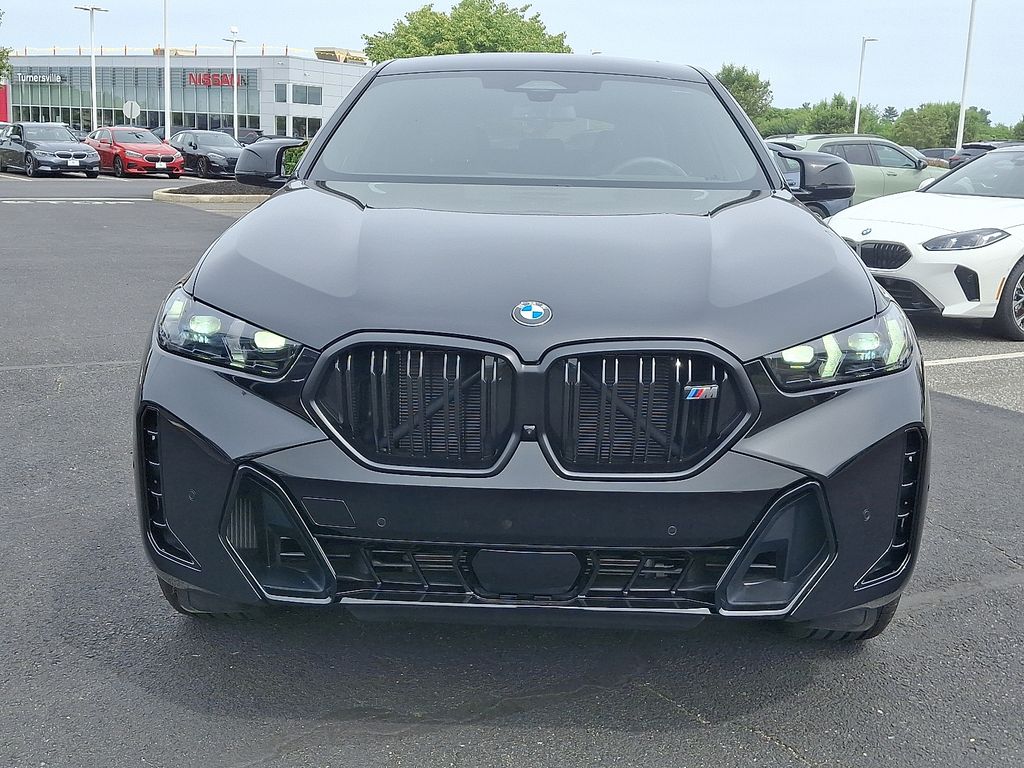 2025 BMW X6 M60i 2
