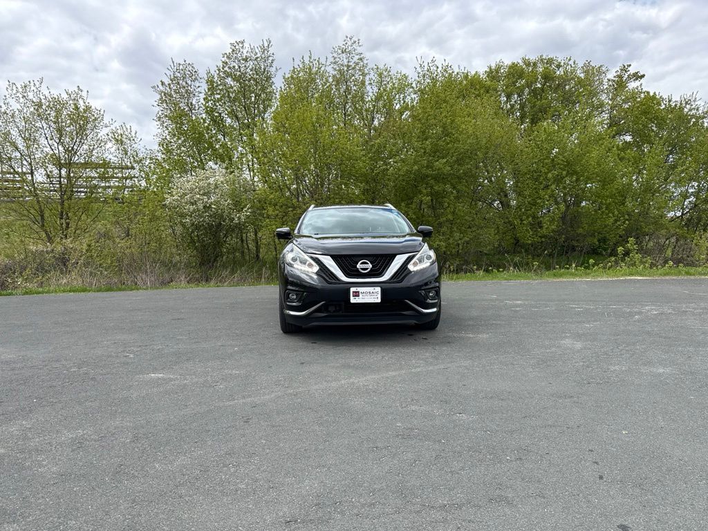 Used 2018 Nissan Murano Platinum with VIN 5N1AZ2MHXJN199290 for sale in Zumbrota, Minnesota