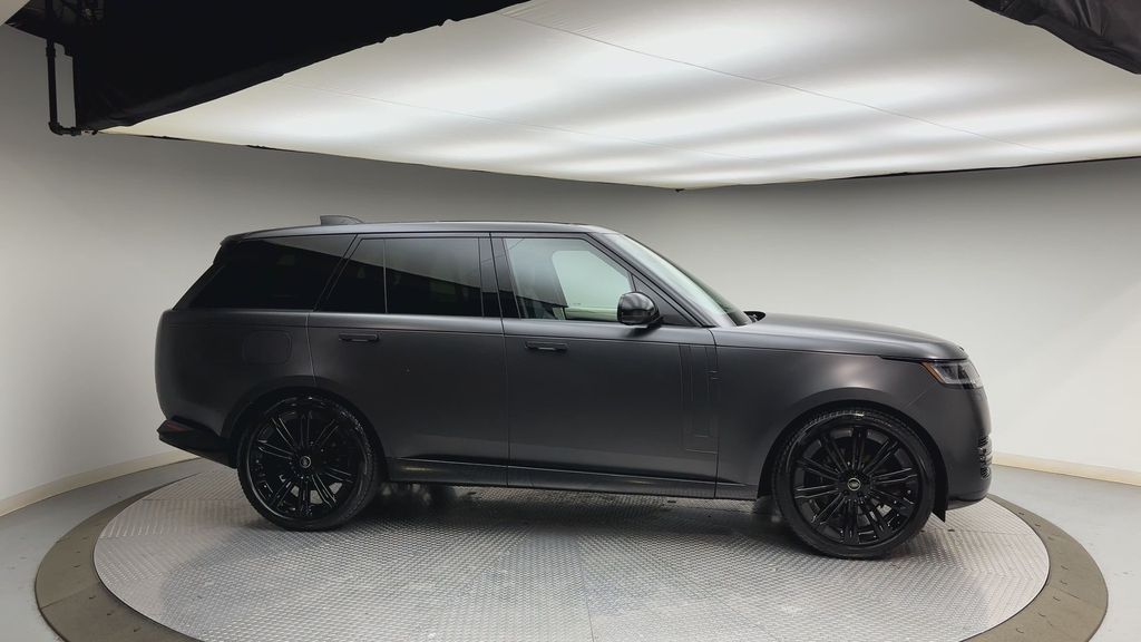 Thumbnail: 2024 Land Rover Range Rover - 9