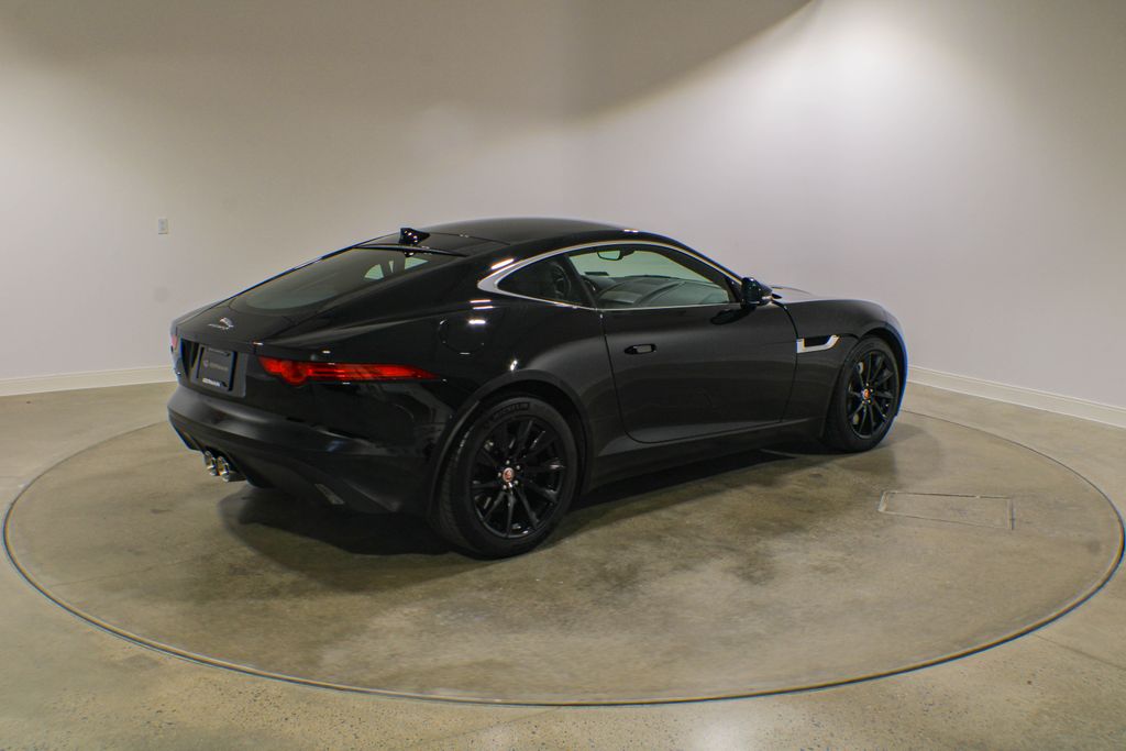 Used 2017 Black Jaguar Base image 6
