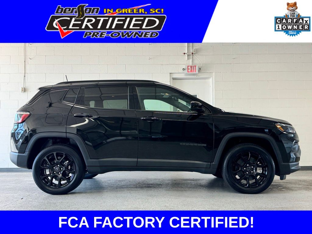 Diamond Black 2026 Jeep Compass SUV / Crossover Four-Wheel Drive 8-Speed Automatic