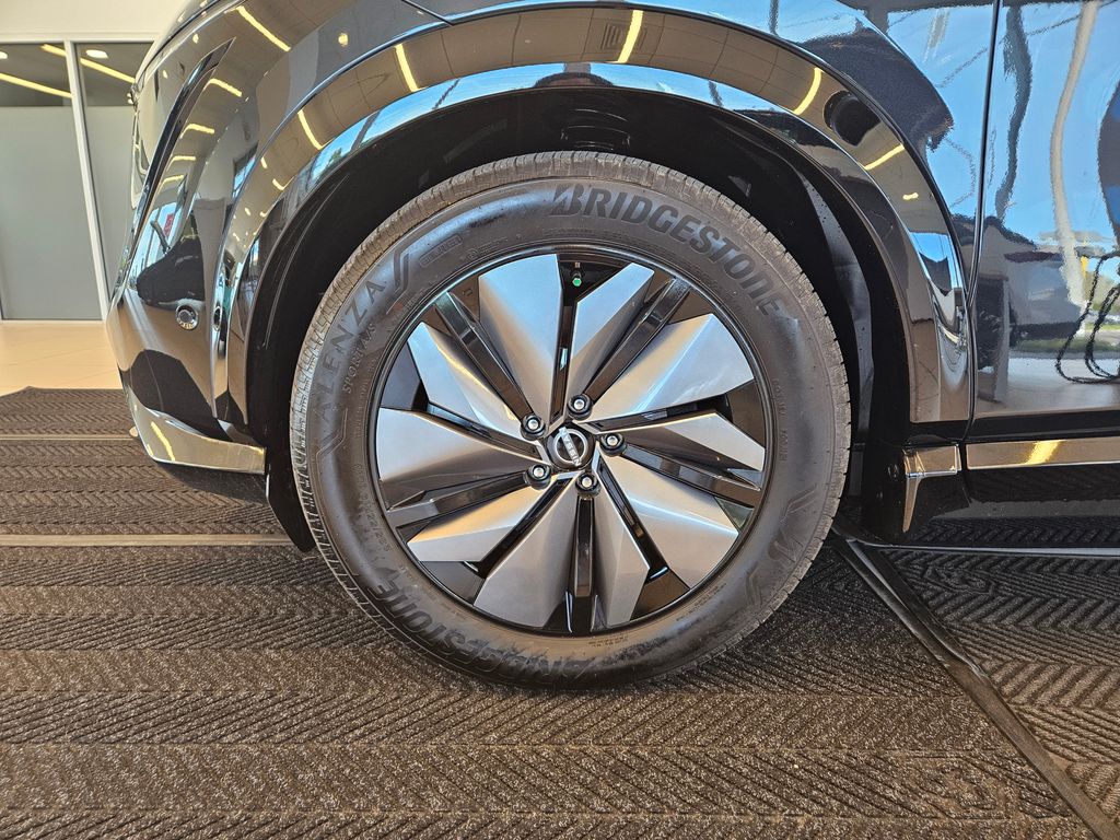 2025 Nissan Ariya PLATINUM+ e-4ORCE