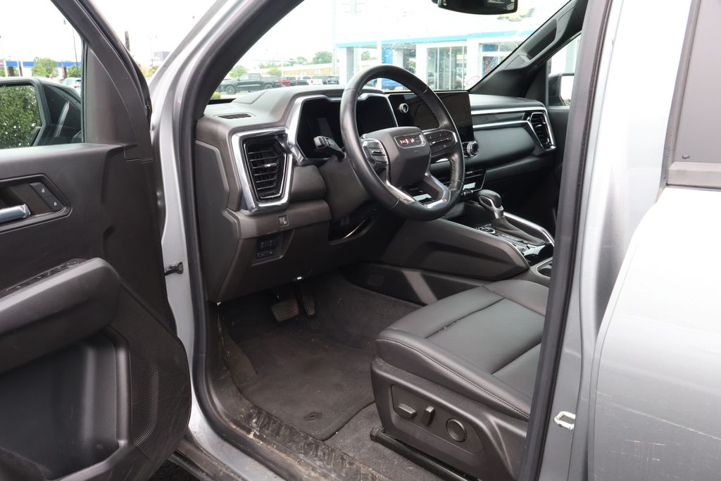 Thumbnail: 2023 GMC Canyon - 12