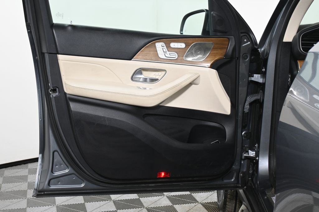 Thumbnail: 2022 Mercedes-Benz GLE - 30